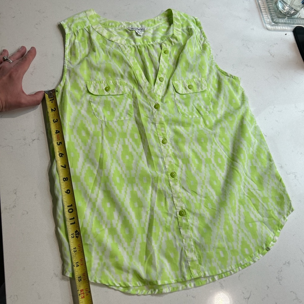 American Eagle button down, sleeveless top